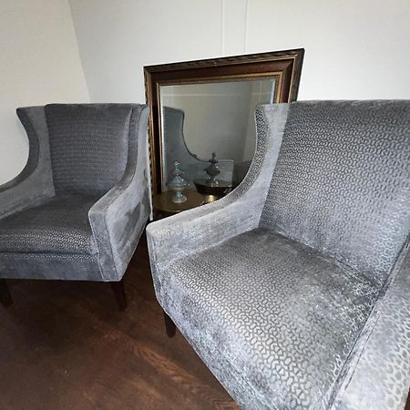 2 Bedroom Stylist Apartment 디트로이트 외부 사진
